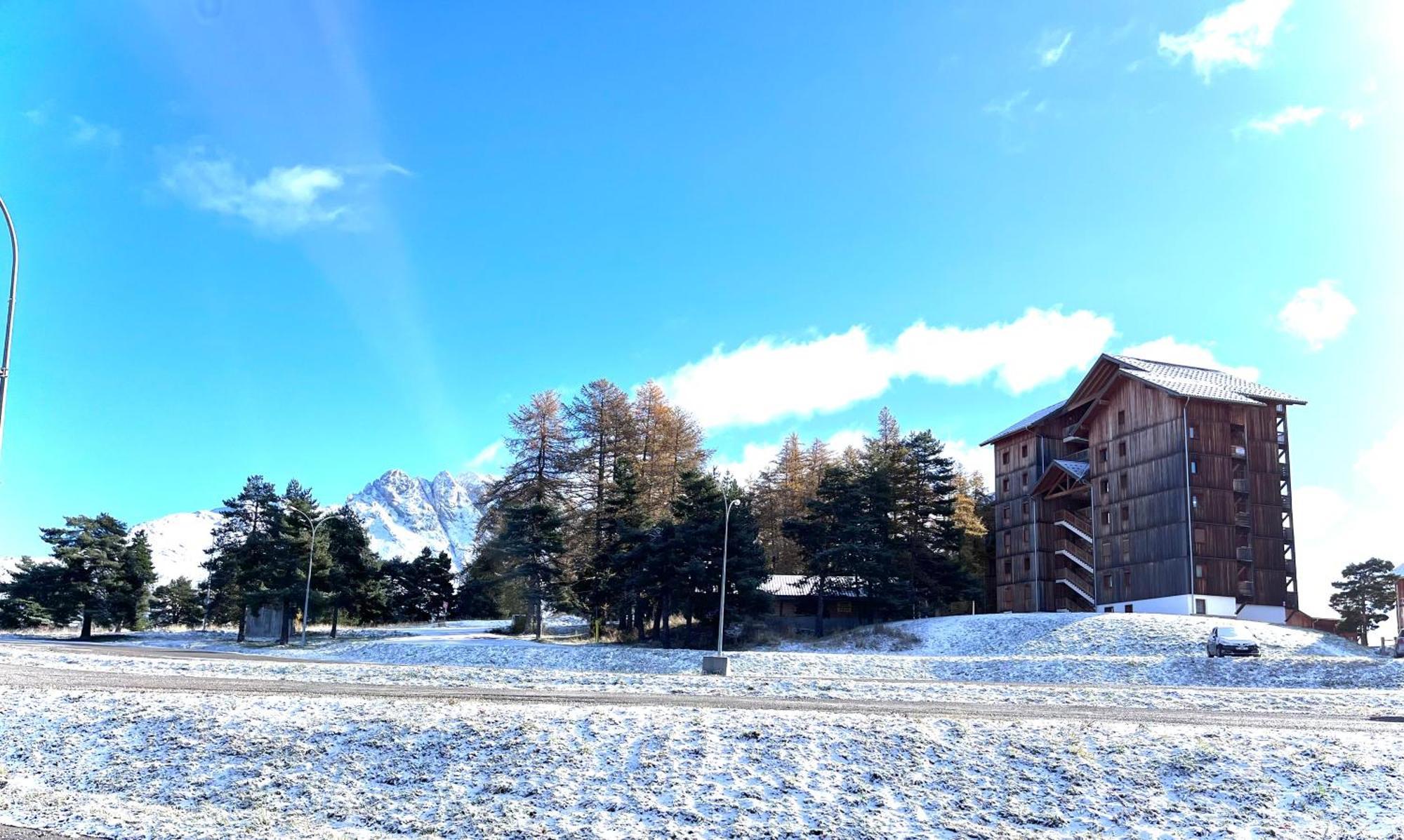 Appartement Chalets Du Super D Saint-Étienne-en-Dévoluy Exterior foto