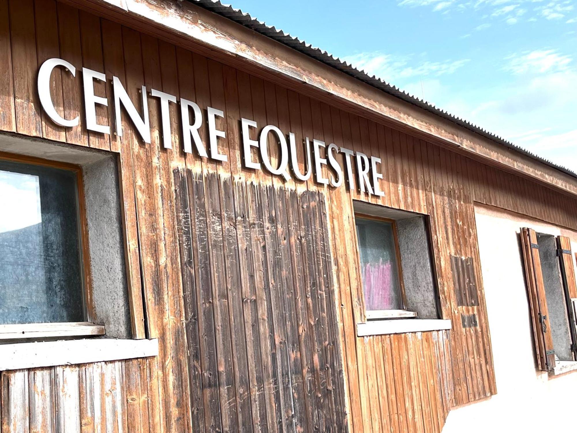 Appartement Chalets Du Super D Saint-Étienne-en-Dévoluy Exterior foto